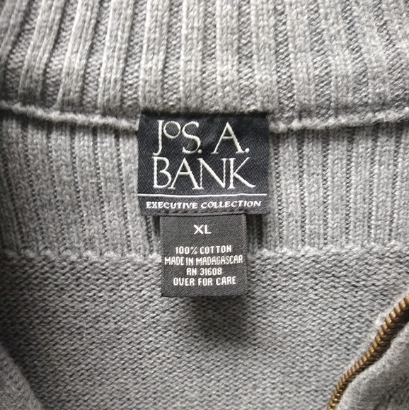 Jos A Bank men's Sweater. - Picture 6 of 13